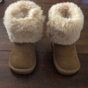 Joe Fresh Faux fur tan boots size 6